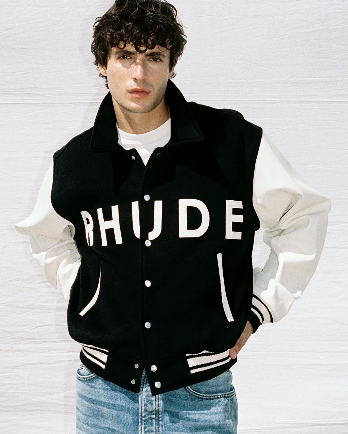 Why Rhude Hoodies, T Shirts, Hats, Beanies, Jeans, Socks & Shorts Are a Must-Have